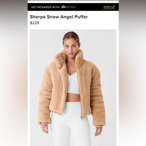 Alo Yoga Sherpa Snow Angel Puffer